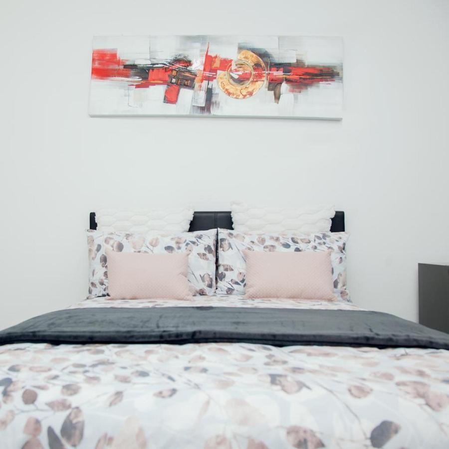 Sunbird House Bed & Breakfast *